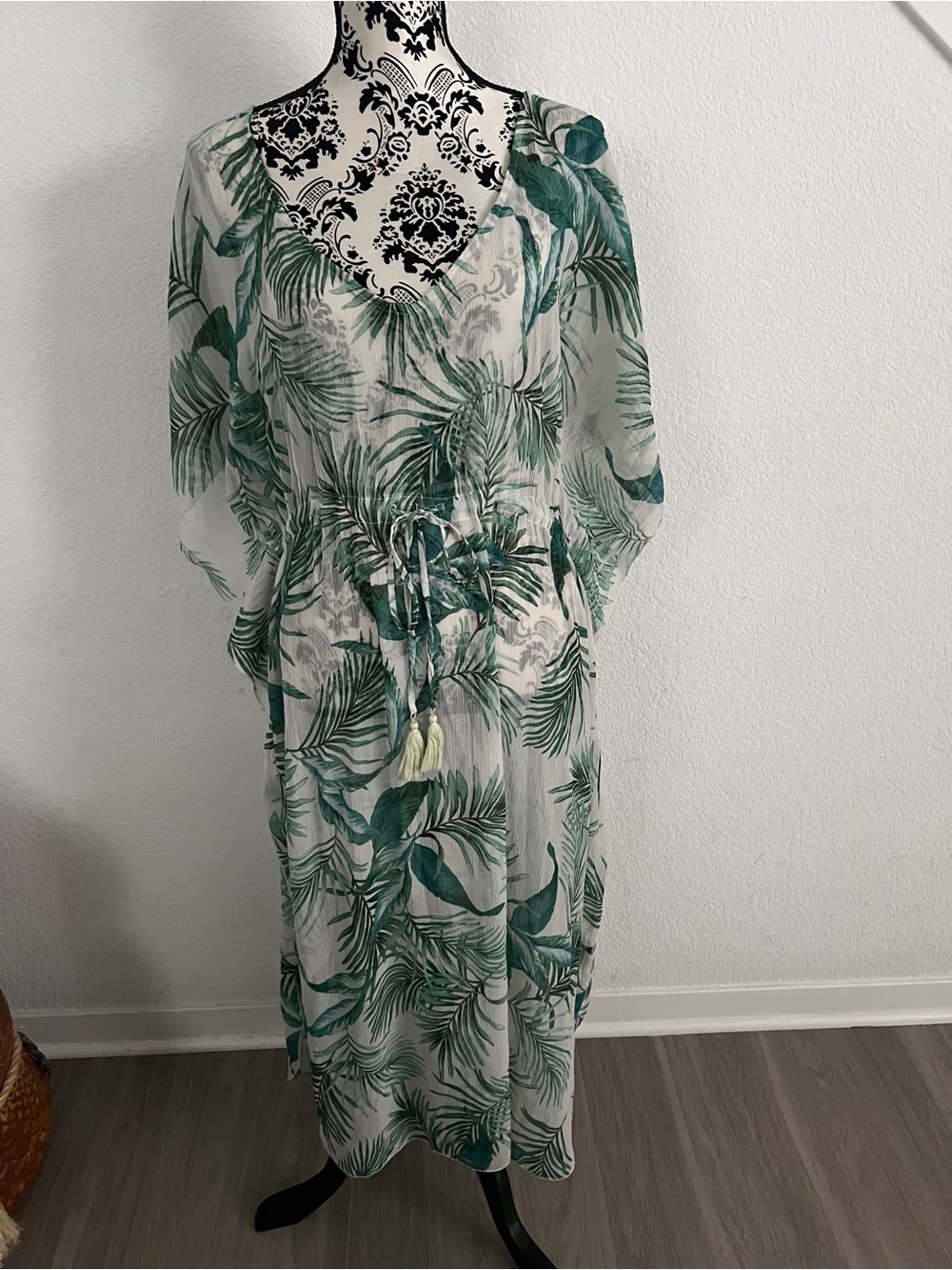 Lona Sol XL Tropical Palm Leaf Maxi Kaftan Swim Cover Up Green